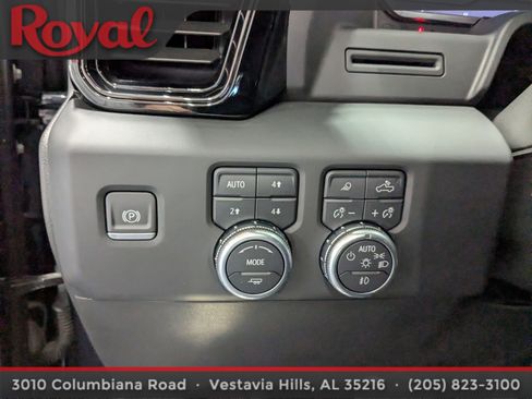 Used 2022 GMC Sierra 1500 AT4 w/ AT4 Preferred Package image 18