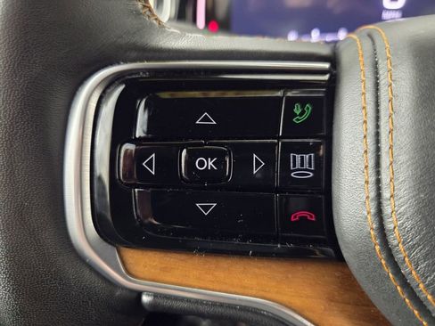 Certified 2024 Jeep Grand Wagoneer L Series III image 20