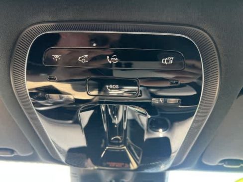 Used 2026 Mercedes-Benz GLC 300 image 30