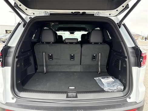 New 2026 GMC Acadia Elevation w/ Black Edition image 7