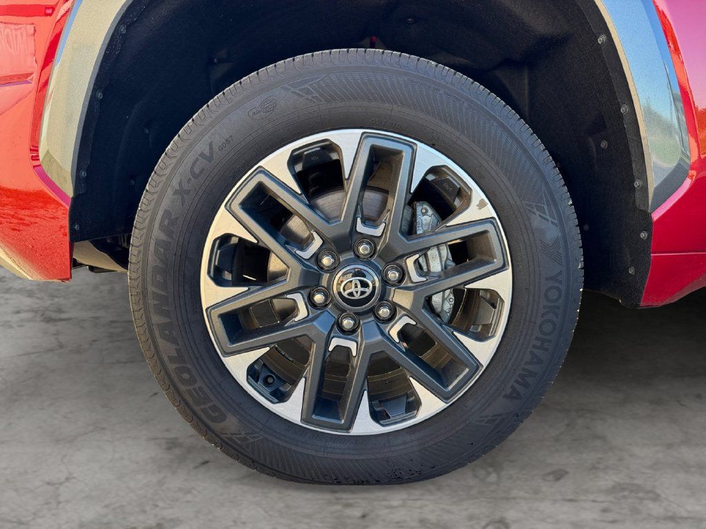 Certified 2025 Toyota Tundra Limited AWD/4WD image 9