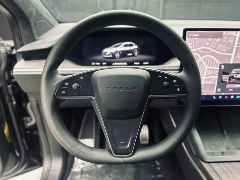 Used 2024 Tesla Model X AWD/4WD image 30