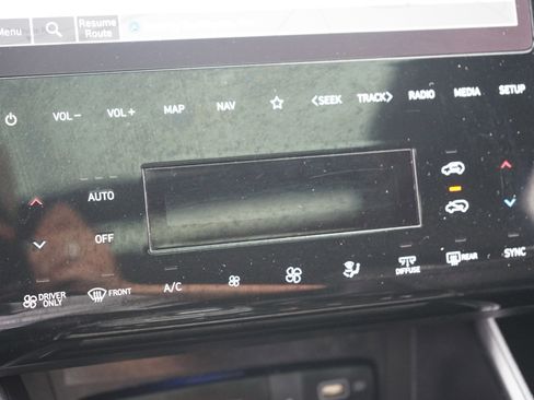 Used 2024 Hyundai Tucson Limited image 18