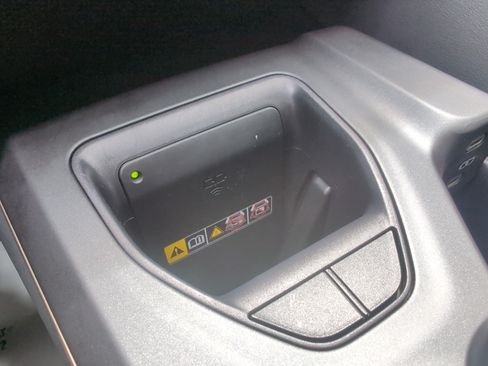 Certified 2023 Toyota Crown AWD/4WD image 40
