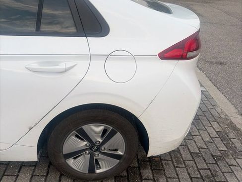 Used 2022 Hyundai Ioniq Blue FWD image 7