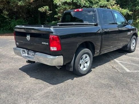 Used 2017 RAM 1500 ST w/ SXT Appearance Group AWD/4WD image 7