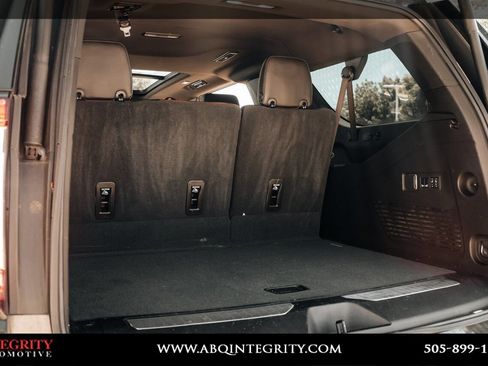 Used 2023 GMC Yukon XL Denali Ultimate AWD/4WD image 47