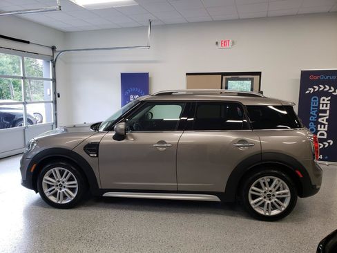 Used 2018 MINI Cooper Countryman FWD image 6