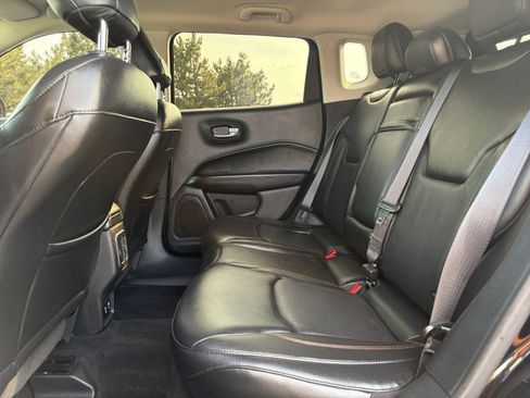 Used 2018 Jeep Compass Limited AWD/4WD image 18