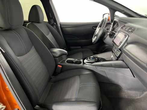 Used 2022 Nissan Leaf SV Plus image 30