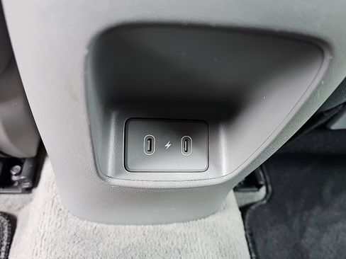 Used 2024 Hyundai Elantra SE image 11