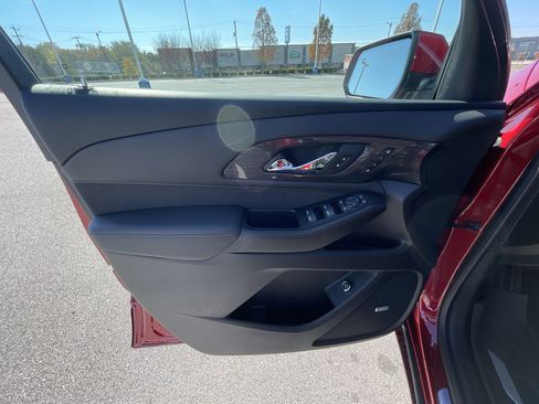 Used 2023 Chevrolet Traverse High Country w/ LPO, Floor Liner Package image 23