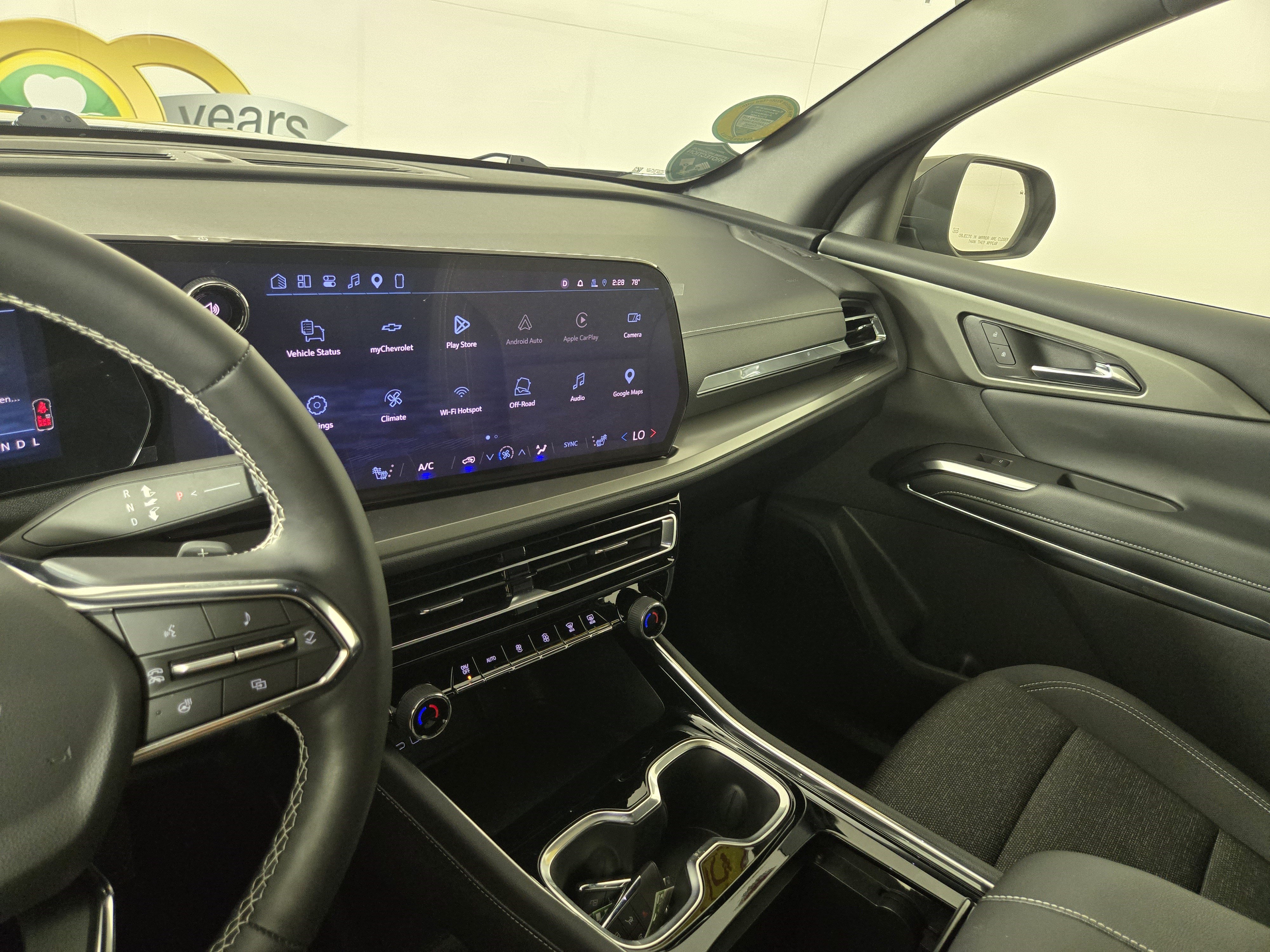 Certified 2024 Chevrolet Traverse LS FWD image 25