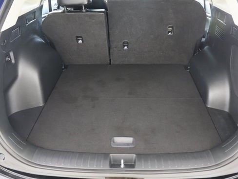 Used 2023 Kia Sportage SX image 22