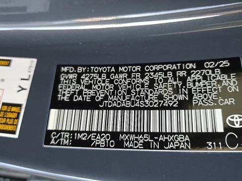 Used 2025 Toyota Prius XLE AWD/4WD image 16