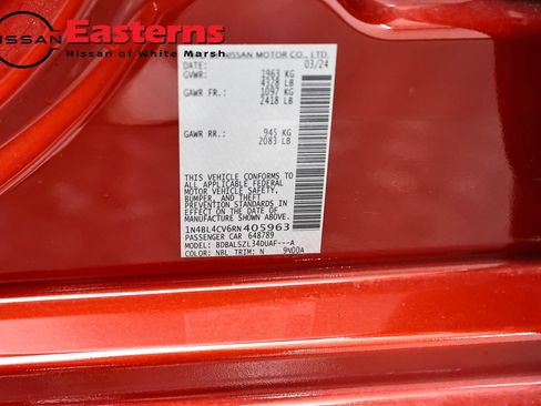Used 2024 Nissan Altima 2.5 SR w/ SR Premium Package FWD image 35