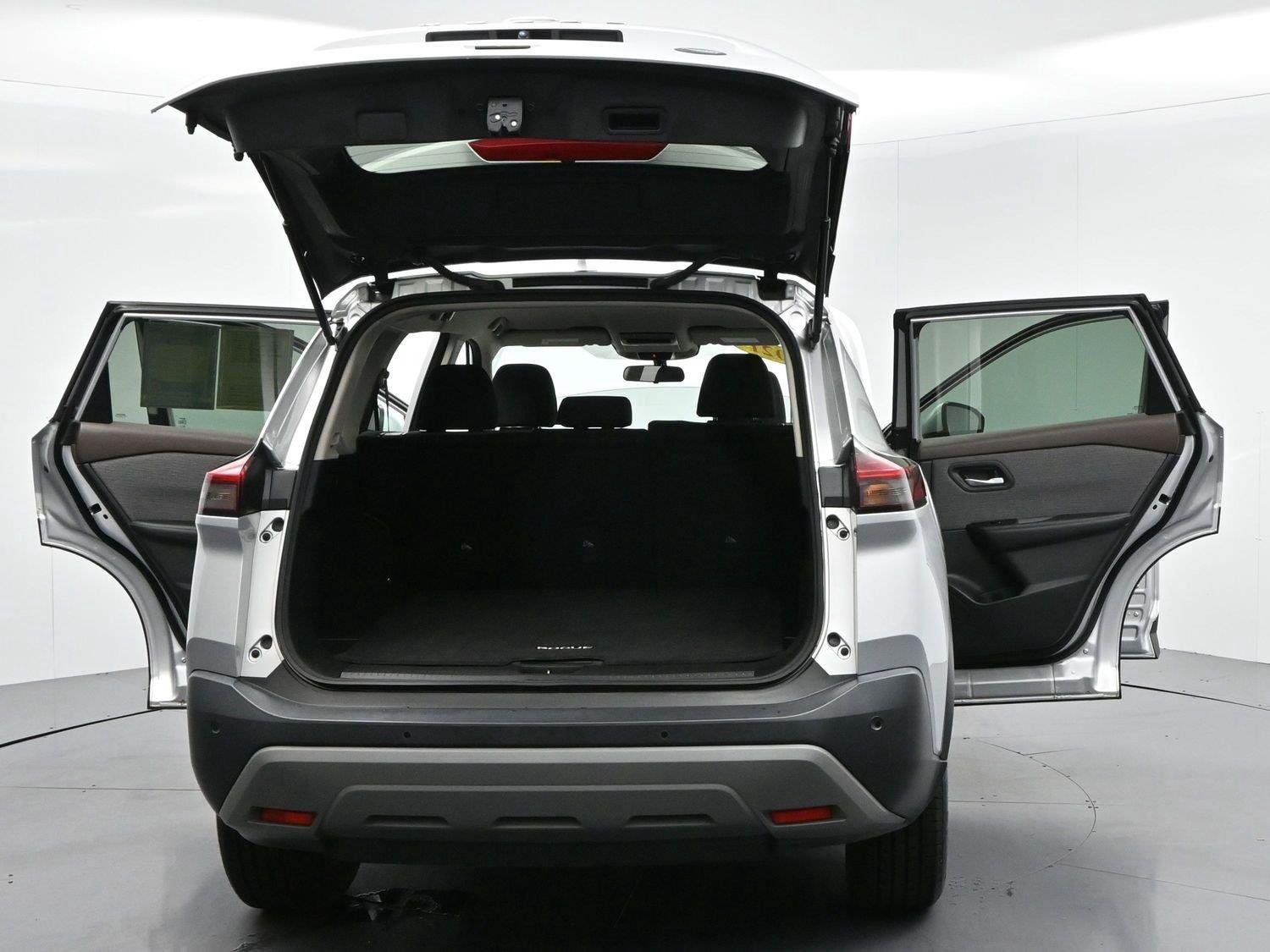 Used 2021 Nissan Rogue SV AWD/4WD image 40