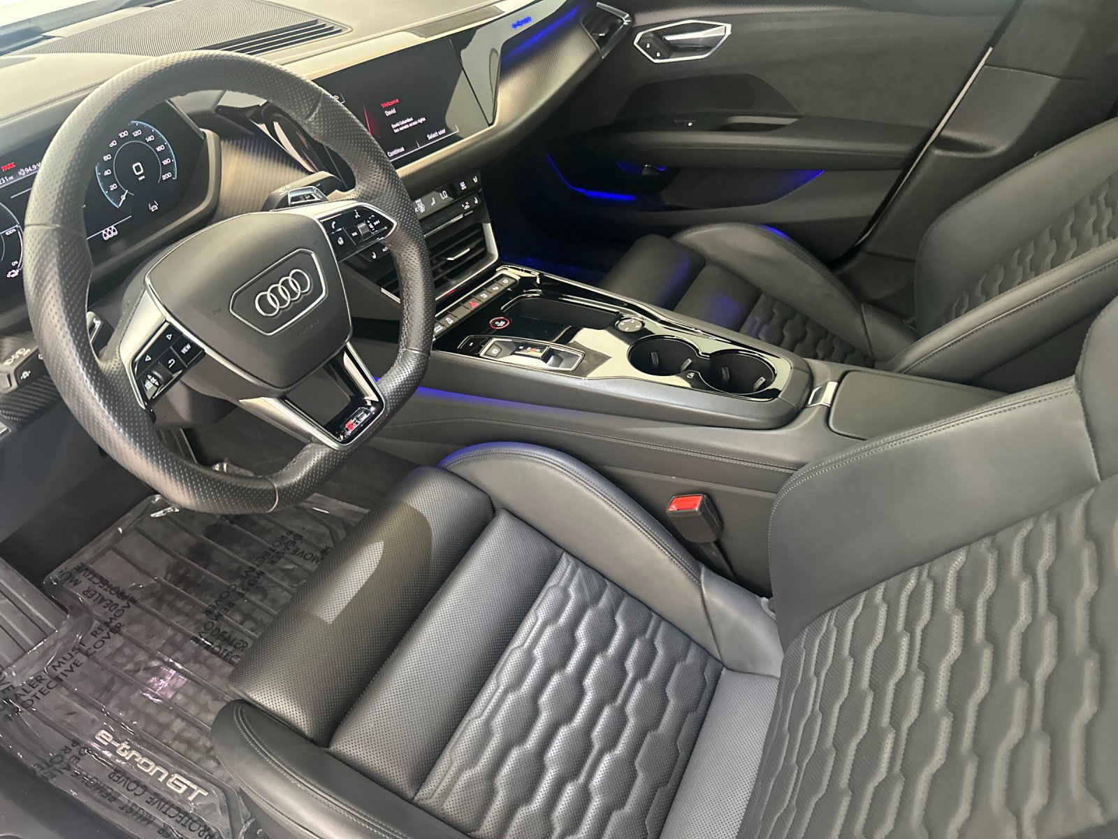 Used 2023 Audi RS e-tron GT w/ Carbon Performance Package AWD/4WD image 10