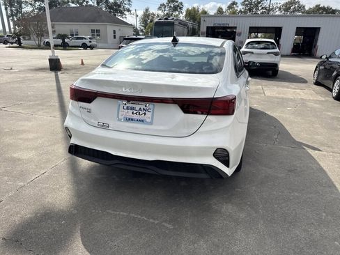 Certified 2024 Kia Forte LX image 17