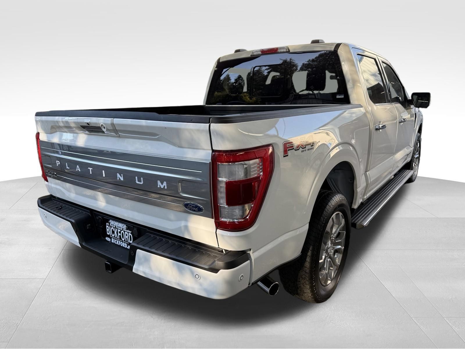 Used 2023 Ford F150 Platinum w/ FX4 Off-Road Package AWD/4WD image 5