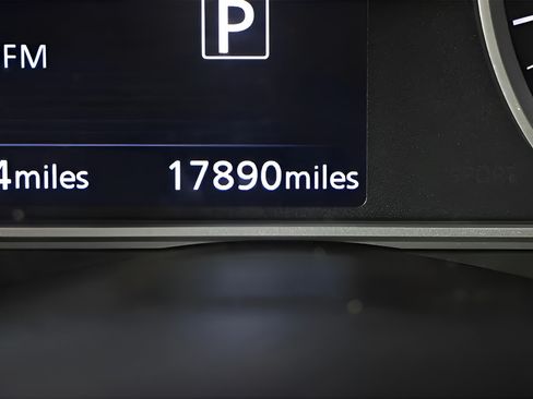 Used 2023 Nissan Versa SR w/ Trunk Package FWD image 28