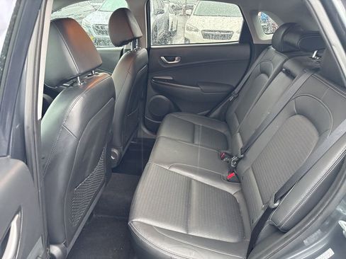 Used 2021 Hyundai Kona Limited image 12