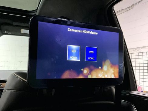 Used 2022 Cadillac Escalade Sport Platinum AWD/4WD image 34