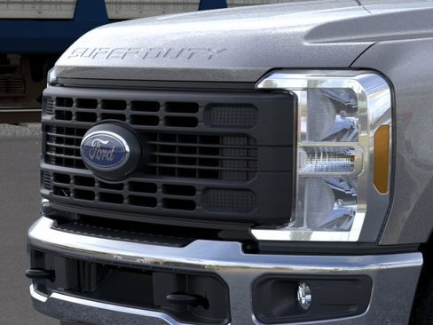 New 2026 Ford F250 XL image 17