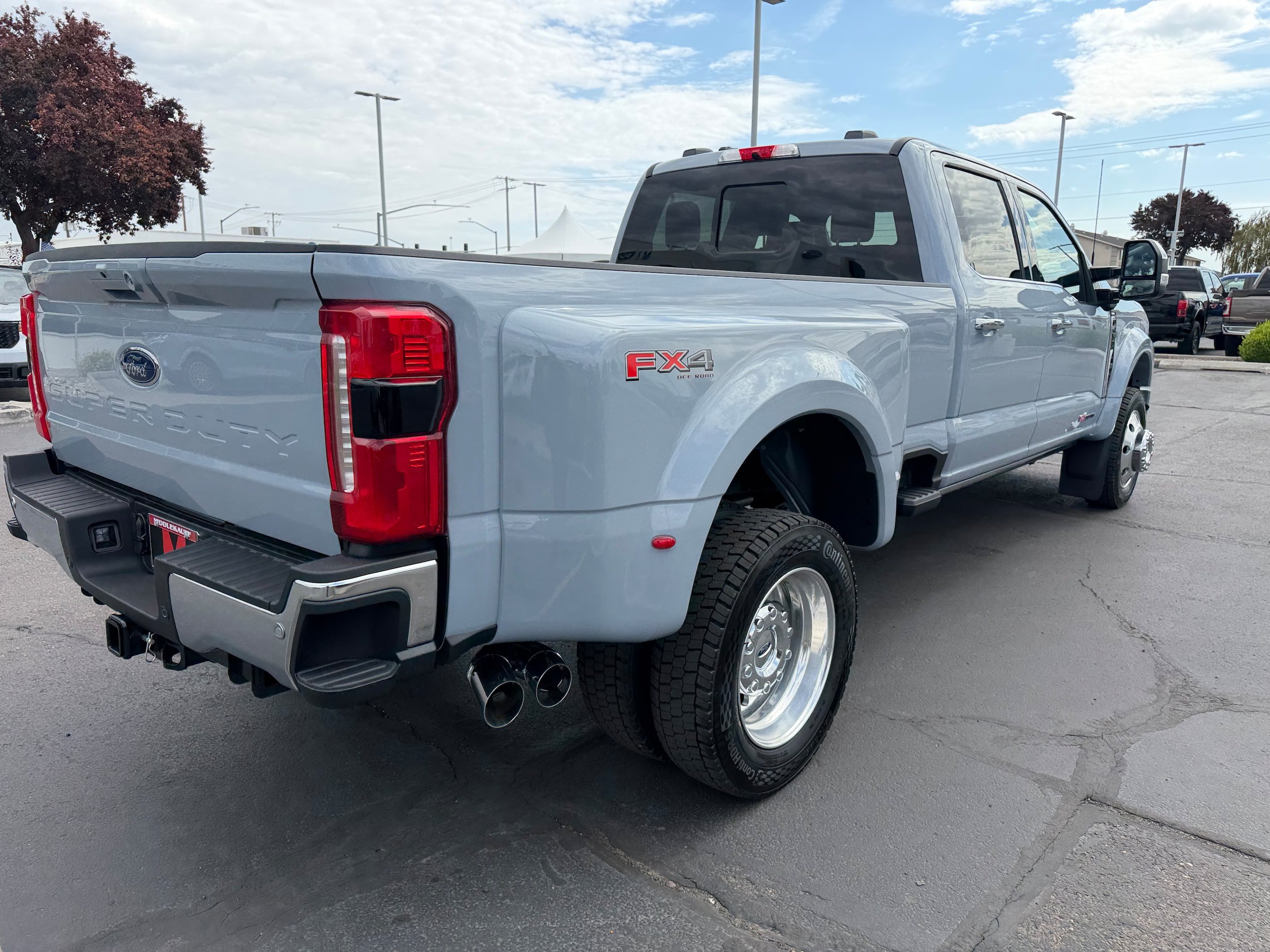 New 2026 Ford F450 Lariat w/ Lariat Ultimate Package AWD/4WD image 3