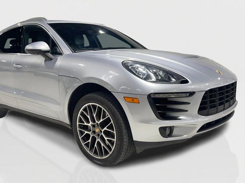Used 2016 Porsche Macan S image 8