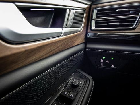 New 2026 Volkswagen Atlas SE image 32