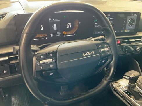 Used 2026 Kia Sportage LX AWD/4WD image 5