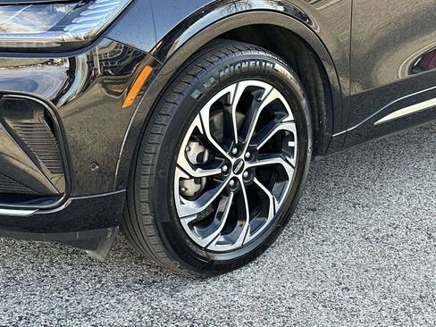 Used 2024 Lincoln Nautilus Reserve image 30