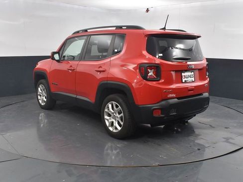 Used 2018 Jeep Renegade Latitude image 7