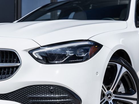 Used 2023 Mercedes-Benz C 300 Sedan image 13