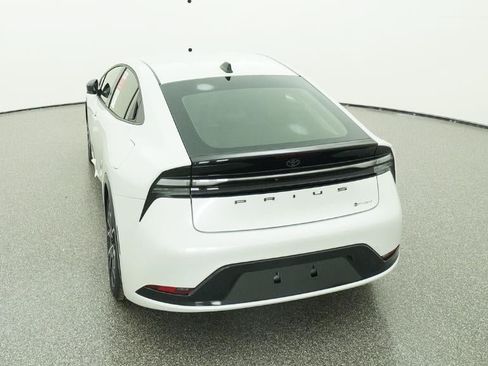 New 2026 Toyota Prius Plug-In Hybrid FWD image 6