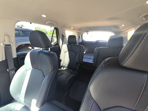 Certified 2024 Honda Pilot EX-L image 8