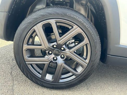 New 2025 Jeep Compass Limited w/ Sun & Sound Group image 14