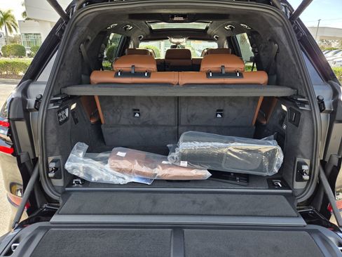 New 2026 BMW X7 M60i image 15