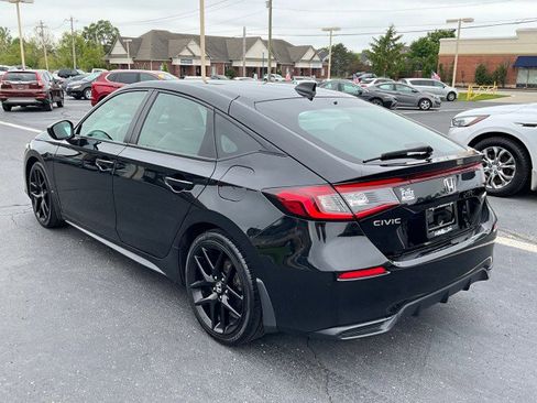 Used 2022 Honda Civic Sport image 3