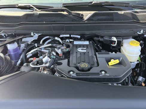 New 2026 RAM 3500 Limited AWD/4WD image 11
