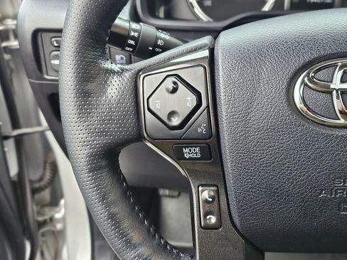 Used 2024 Toyota 4Runner TRD Off-Road Premium image 31