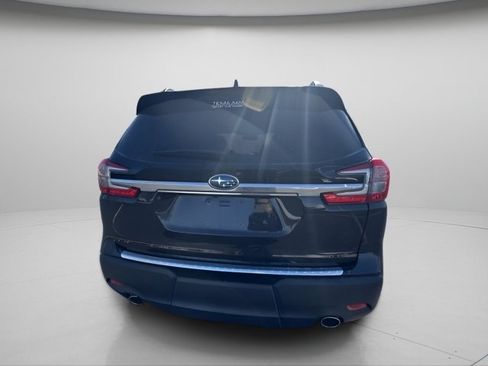 Used 2024 Subaru Ascent Limited w/ Technology Package image 3
