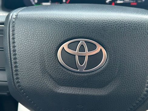 New 2026 Toyota 4Runner Limited AWD/4WD image 43