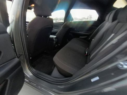Used 2025 Hyundai Elantra Sport FWD image 14
