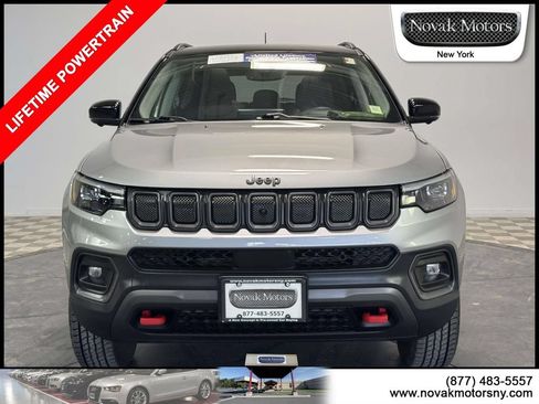 Used 2022 Jeep Compass Trailhawk w/ Trailhawk Elite Group AWD/4WD image 2
