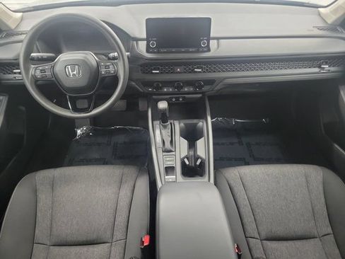 Used 2025 Honda Accord SE image 15
