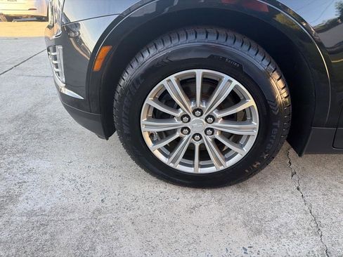 Used 2018 Cadillac XT5 Luxury w/ Driver Awareness Package image 41