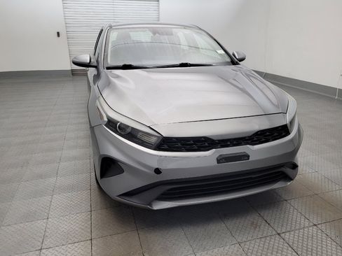Used 2022 Kia Forte LXS FWD image 14