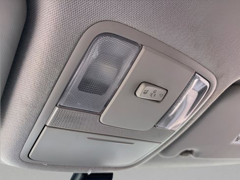 Used 2023 Kia Soul LX image 9